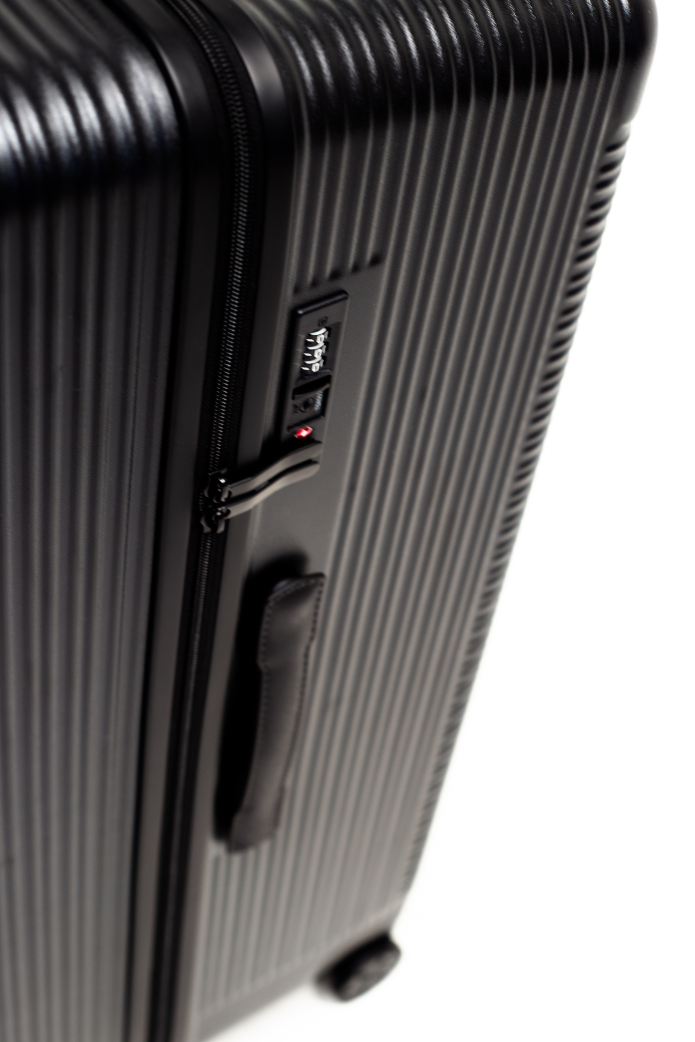Checked | The Core Series "Trunk"