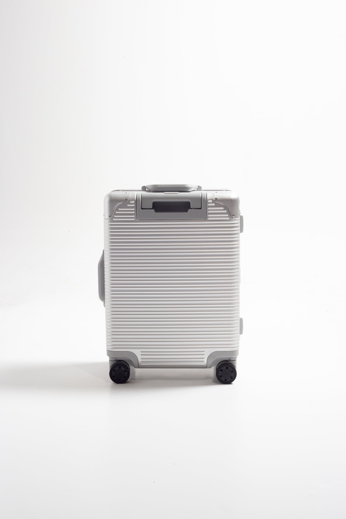 Carry On | The Apollo Series  S - "Aluminum"